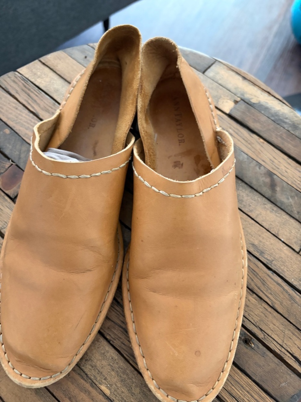 Ann Taylor Tan Leather Slip-On Mules